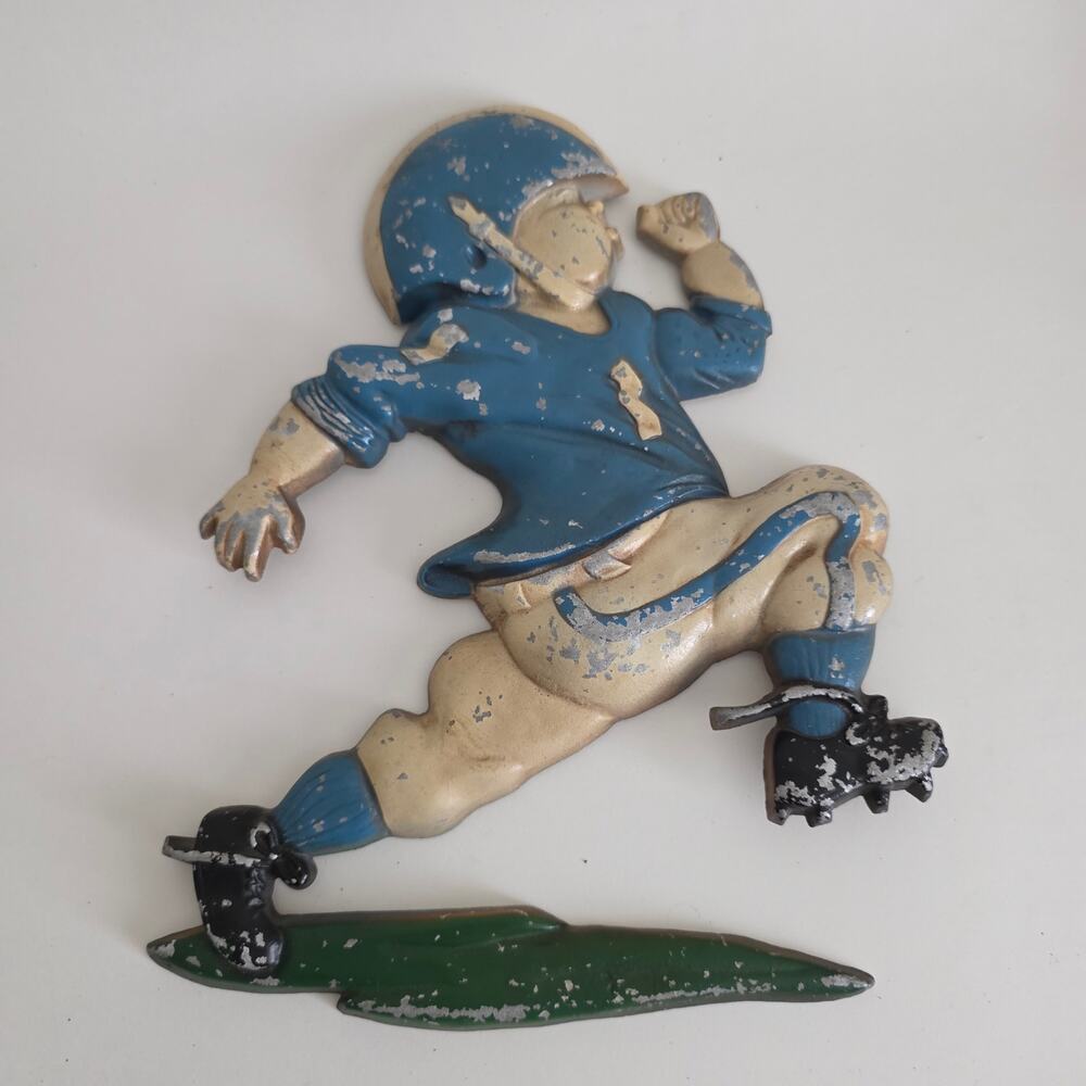 Vintage Homco 1976 Football Player #1 Wall Plaque Cast Metal Decor